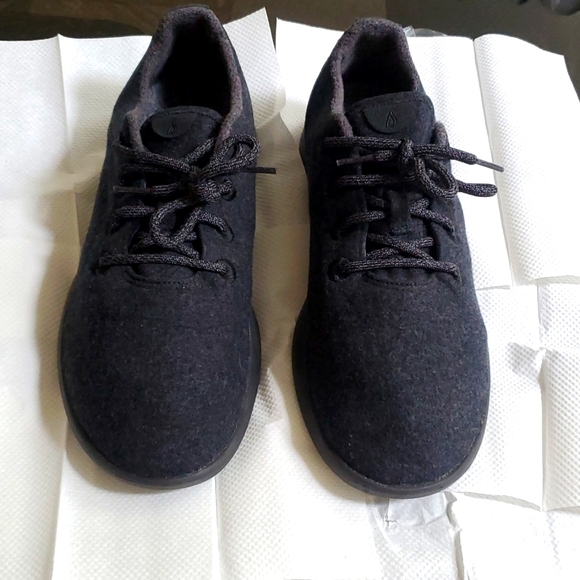 Allbirds Other - Allbirds men's dk gray size 12 M flannel lace front shoes excel.cond.